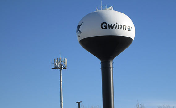 Gwinner water tower